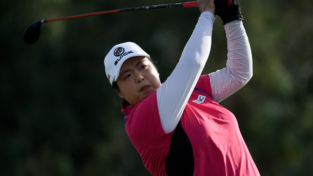LPGA Tour: Shanshan Feng takes early lead at LOTTE Championship