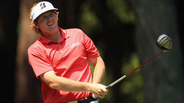 Snedeker undergoes surgery to repair degenerative right hip, out until 2012
