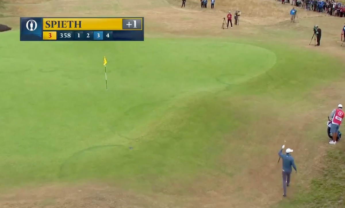 Jordan Spieth makes long birdie chip from off No. 3 green