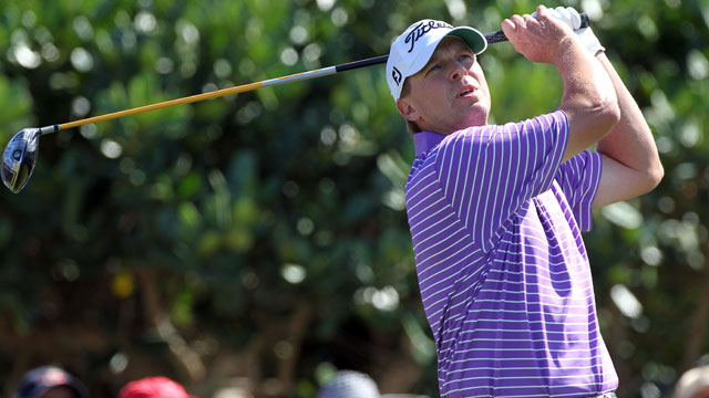 Stricker sees lead dwindle to one, then regains five-shot edge at Hyundai