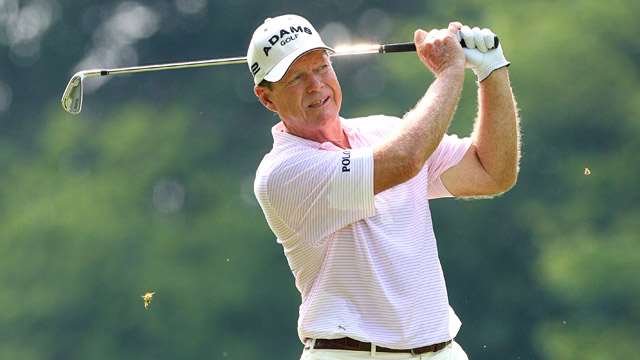 Watson shoots for one of few big titles he's never won at U.S. Senior Open