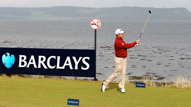 Westwood shares Scottish Open lead, Donald trails by two after first round