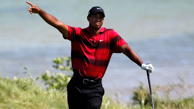 Woods' struggles create much debate over who should top world ranking 