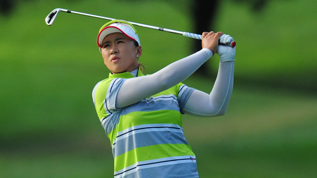 Amy Yang leads at U.S. Women's Open, Stacy Lewis tied for second
